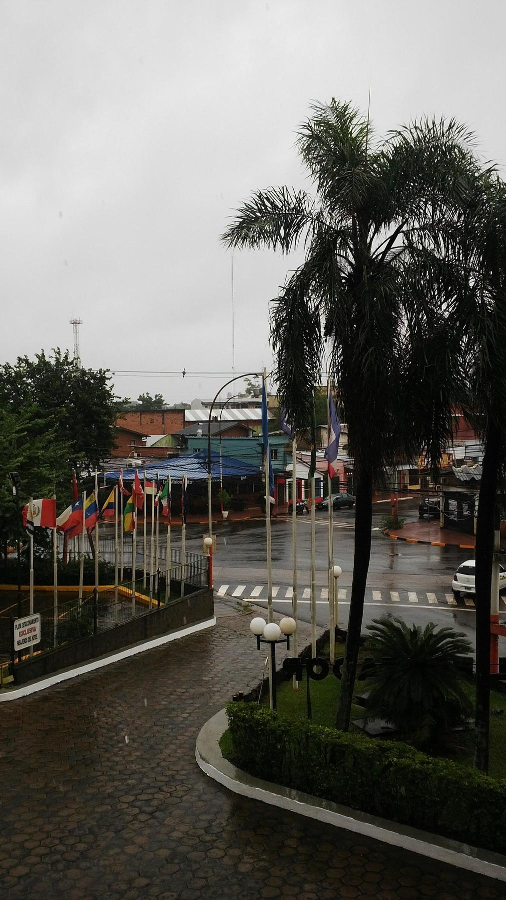 Hotel El Libertador Puerto Iguazu Exterior photo