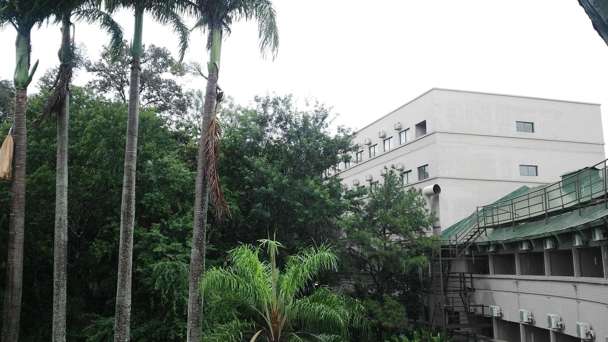 Hotel El Libertador Puerto Iguazu Exterior photo